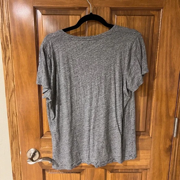 Madewell Gray V-Neck Women's Top - Picture 3 of 3